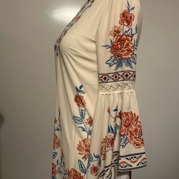 Flying Tomato Cream Dress with Red and Blue Accents - Picture 2 of 5
